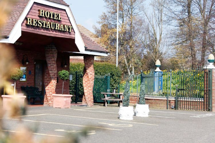 Best Western Manor Hotel
