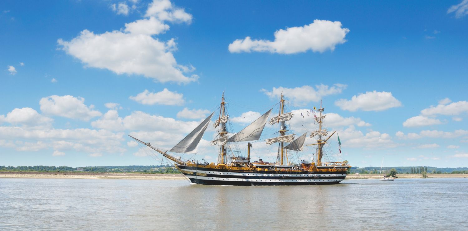 L Armada De Rouen Une Journ E Parmi Les Plus Beaux Voiliers Du Monde