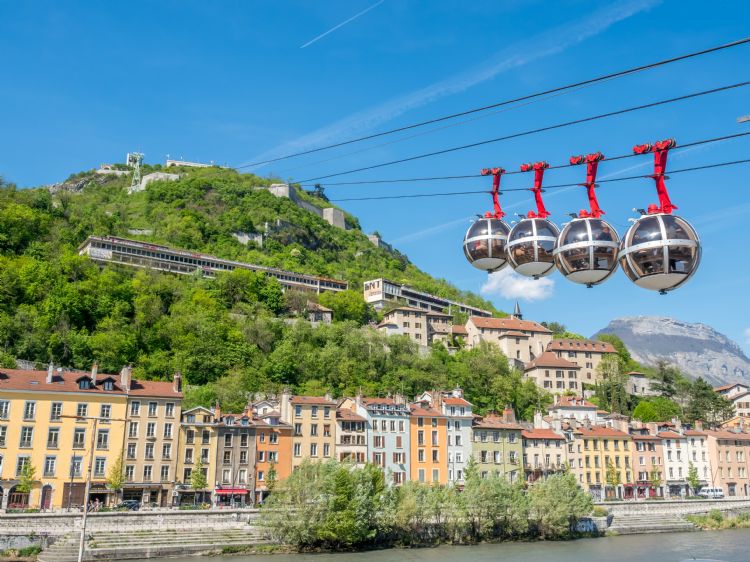 Grenoble et le téléphérique de la Bastille