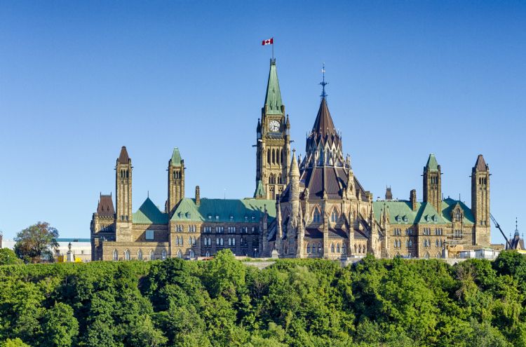 Colline du Parlement à Ottawa