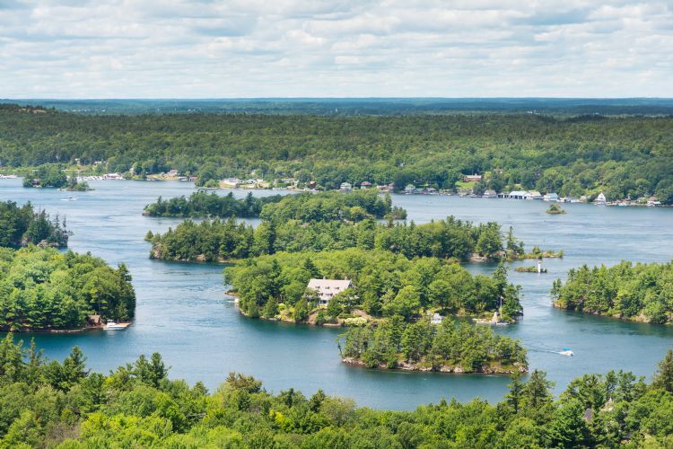 Mille ïles sur le Saint-Laurent